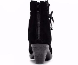Black Genuine Leather Fashion Martin Boots Medium Heels